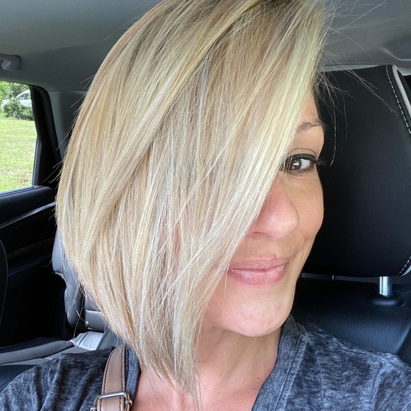 Meet your Posher, Janice - Picture 2 of 3